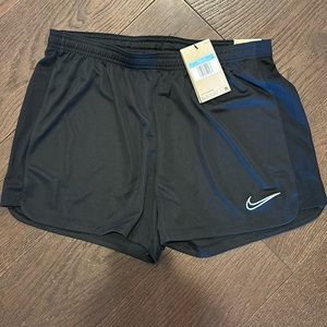 Women’s Nike Dri Fit Standard Fit shorts